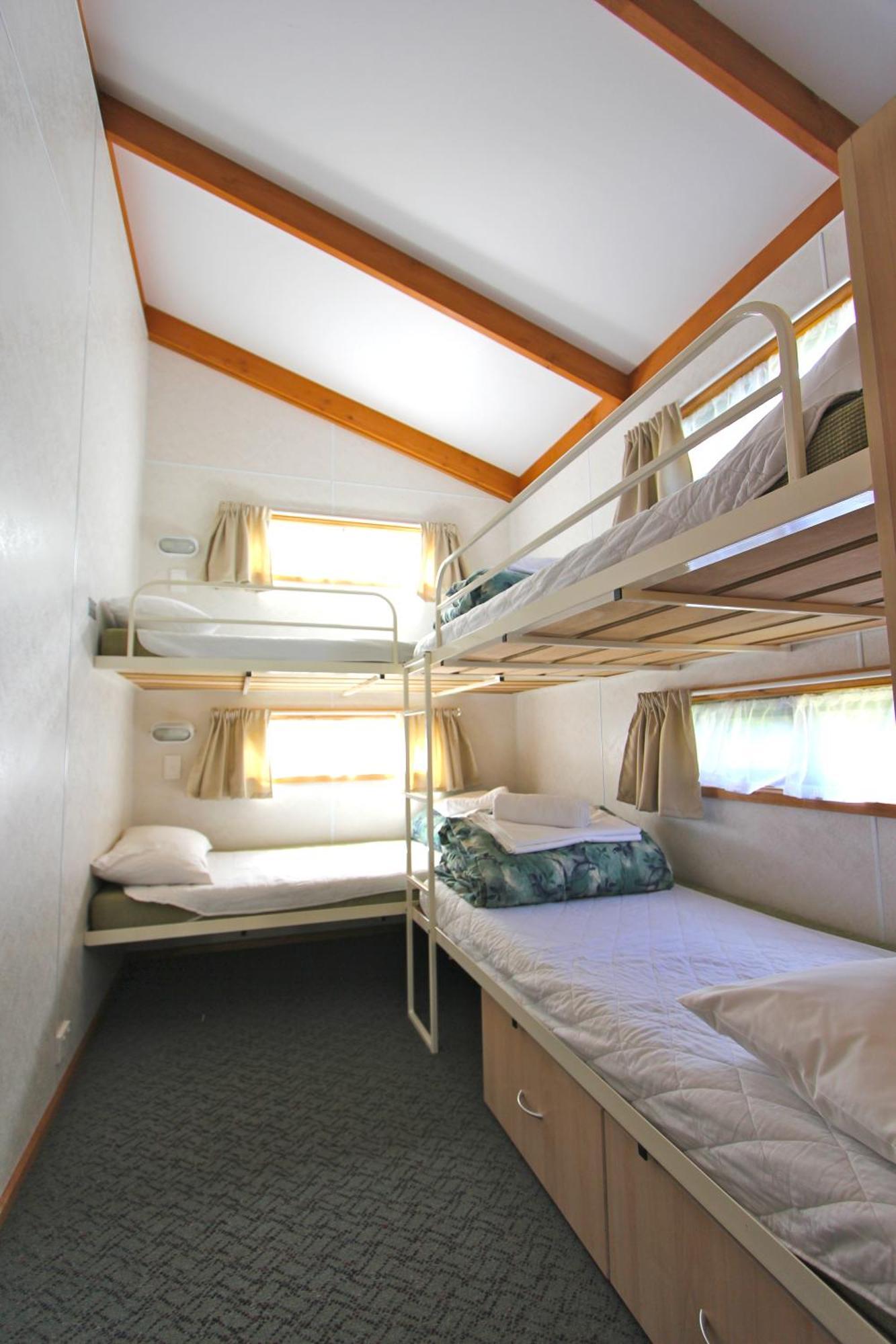 Crystal Brook Tourist Park Hotel Doncaster East Szoba fotó
