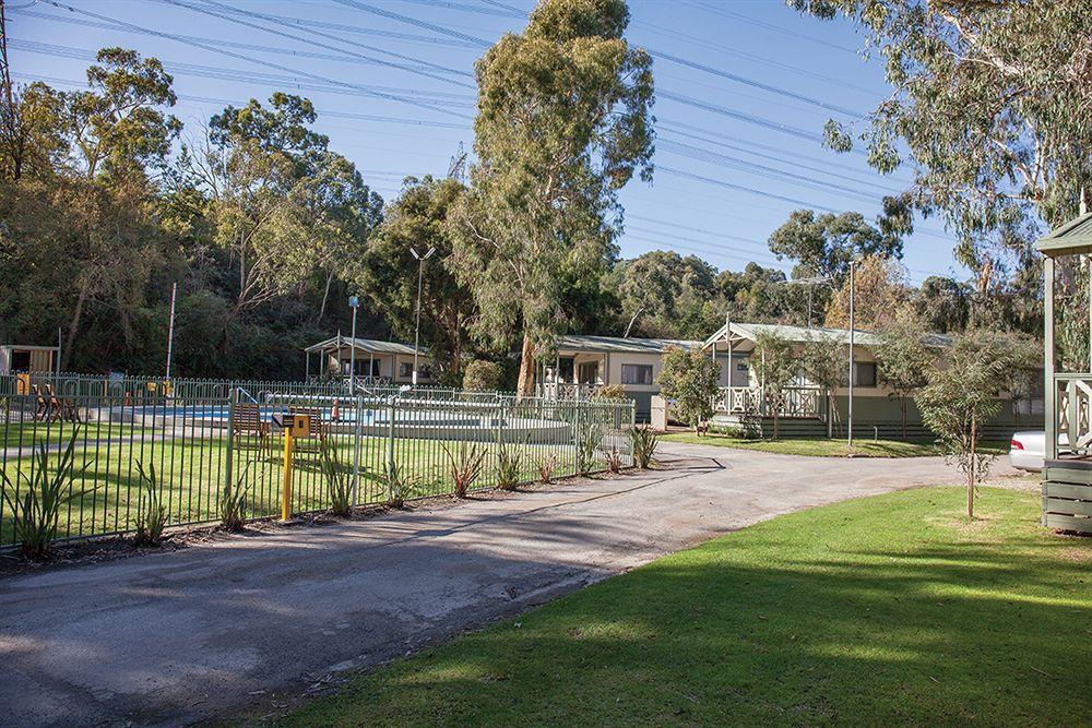 Crystal Brook Tourist Park Hotel Doncaster East Kültér fotó